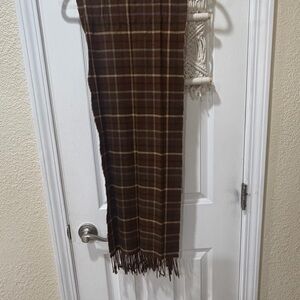 D&Y Brown Plaid Scarf with Fringe